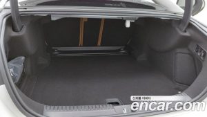 Mercedes-Benz E-Class E300 4MATIC Exclusive 2024 года из Южной Кореи