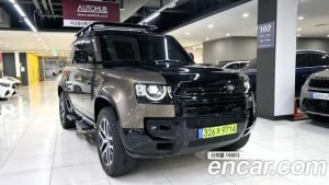 Land Rover Defender 110 P400 X 2025 года из Южной Кореи