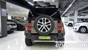 Land Rover Defender 110 P400 X 2025 года из Южной Кореи