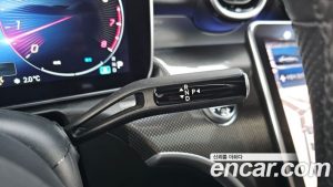 Mercedes-Benz C-Class C300 4MATIC AMG Line 2024 года из Южной Кореи