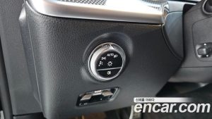 Mercedes-Benz C-Class C300 4MATIC AMG Line 2024 года из Южной Кореи