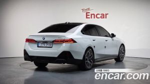 BMW 5-Series 520i Special Edition 2024 года из Южной Кореи