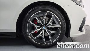 BMW 5-Series 520i Special Edition 2024 года из Южной Кореи