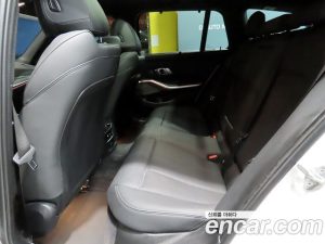 BMW 3-Series 320i Touring M Sport 2024 года из Южной Кореи