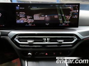 BMW 3-Series 320i Touring M Sport 2024 года из Южной Кореи