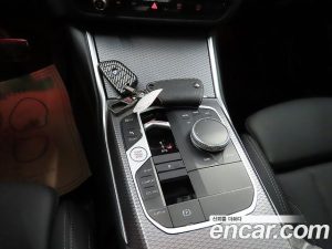 BMW 3-Series 320i Touring M Sport 2024 года из Южной Кореи
