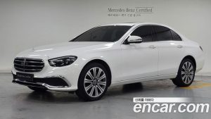 Mercedes-Benz E-Class E350 4MATIC Exclusive 2023 года из Южной Кореи
