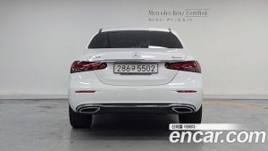 Mercedes-Benz E-Class E350 4MATIC Exclusive 2023 года из Южной Кореи