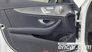 Mercedes-Benz E-Class E350 4MATIC Exclusive 2023 года из Южной Кореи
