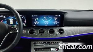 Mercedes-Benz E-Class E350 4MATIC Exclusive 2023 года из Южной Кореи