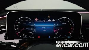 Mercedes-Benz E-Class E300 4MATIC AMG Line 2024 года из Южной Кореи