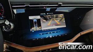 Mercedes-Benz E-Class E300 4MATIC AMG Line 2024 года из Южной Кореи