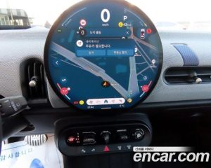 Mini Cooper 5Door Favoured 2025 года из Южной Кореи