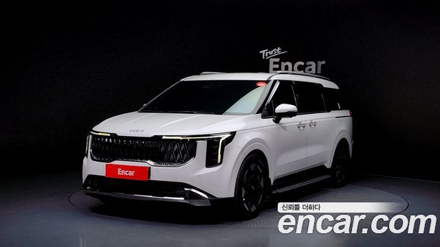 Kia Canival 7-Seater Signature 2024 года из Кореи