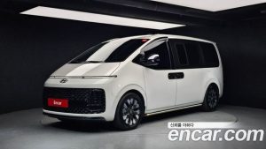 Hyundai Staria 4WD Lounge 9-Seater 2024 года из Южной Кореи