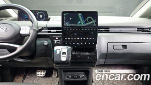 Hyundai Staria 4WD Lounge 9-Seater 2024 года из Южной Кореи