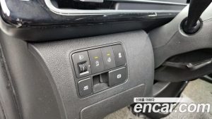Hyundai Staria 4WD Lounge 9-Seater 2024 года из Южной Кореи