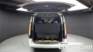 Hyundai Staria 4WD Lounge 9-Seater 2024 года из Южной Кореи