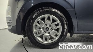Hyundai Staria L3.5 Wagon 5 2025 года из Южной Кореи