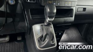 Hyundai Staria L3.5 Wagon 5 2025 года из Южной Кореи