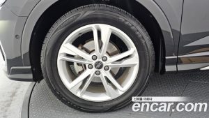 Audi Q3 35 TDI 4WD Premium Sportback 2023 года из Южной Кореи