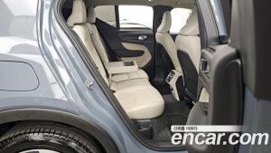 Volvo XC40 B4 ULTIMATE Bright 2023 года из Южной Кореи
