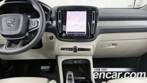 Volvo XC40 B4 ULTIMATE Bright 2023 года из Южной Кореи