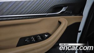 Renault-KoreaSamsung Grand Koleos 1.5 E-TECH Iconic 2WD 2025 года из Южной Кореи