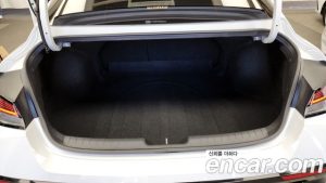 Hyundai AVANTE 1.6 2024 года из Южной Кореи