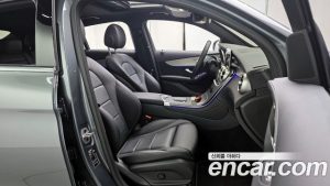 Mercedes-Benz GLC-Class GLC220 d 4MATIC Coupe 2023 года из Южной Кореи