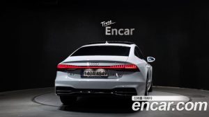 Audi A7 45 TDI 4WD Premium 2023 года из Южной Кореи