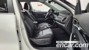 Kia Seltos Бензин 1.6 Turbo 2WD 2025 года из Южной Кореи