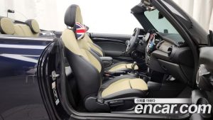 Mini Cooper Convertible RESOLUTE Edition 2024 года из Южной Кореи