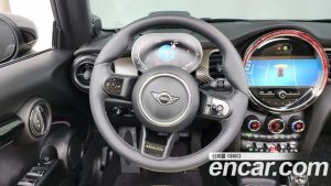 Mini Cooper Convertible RESOLUTE Edition 2024 года из Южной Кореи