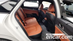 Kia K5 Signature 2025 года из Южной Кореи