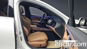 Mercedes-Benz E-Class E300 4MATIC AMG Line 2025 года из Южной Кореи