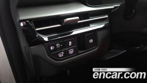 Kia Sportage HEV 1.6 2WD 2025 года из Южной Кореи