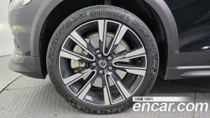 Volvo V60 B5 PRO AWD 2022 года из Южной Кореи