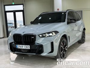 BMW X5 M60i 2024 года из Южной Кореи