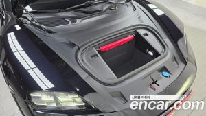 Porsche Taycan 4 CROSS TURISMO 2025 года из Южной Кореи