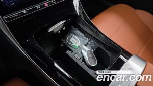 Mercedes-Benz C-Class C200 Avantgarde 2025 года из Южной Кореи