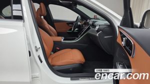 Mercedes-Benz C-Class C200 Avantgarde 2025 года из Южной Кореи