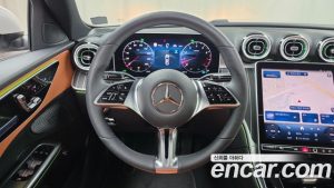 Mercedes-Benz C-Class C200 Avantgarde 2025 года из Южной Кореи