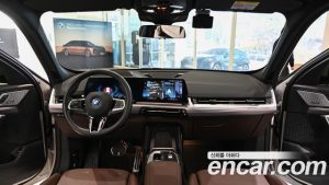 BMW iX1 xDrive 30 M Sport 2024 года из Южной Кореи