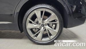 Genesis GV70 2.5T Бензин AWD 2025 года из Южной Кореи