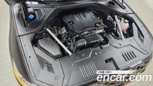 Genesis GV70 2.5T Бензин AWD 2025 года из Южной Кореи