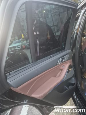 BMW X5 xDrive 40i M Sport 2025 года из Южной Кореи