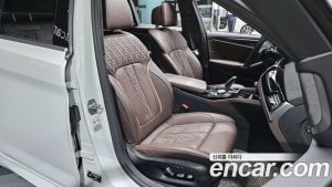 BMW 5-Series 530i M Sport 2023 года из Южной Кореи