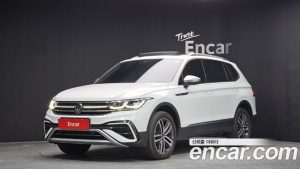 Volkswagen Tiguan 2.0 TSI Prestige 2023 года из Южной Кореи