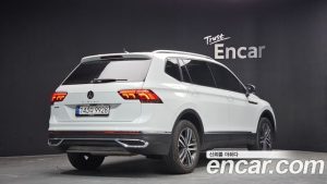 Volkswagen Tiguan 2.0 TSI Prestige 2023 года из Южной Кореи